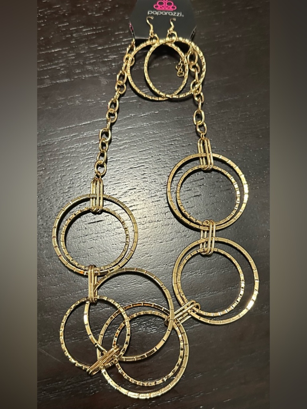 paparazzi Gold Textured Linked Circle Necklace with Matching Hoops